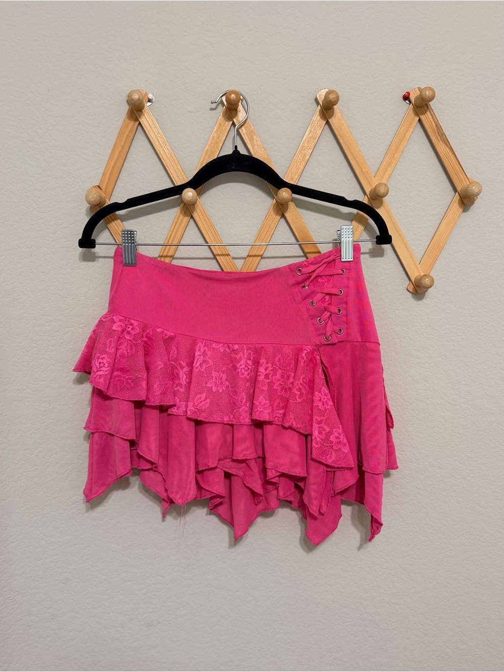 Outcast Hot Pink Ruffle Asymmetrical Hem Y2K Mini Hot Pink Skirt Size Small